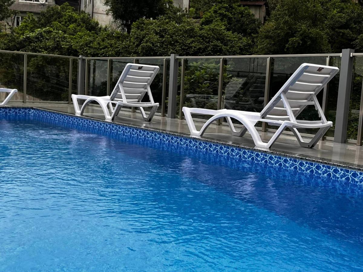 Nira Hotel Гоніо Екстер'єр фото