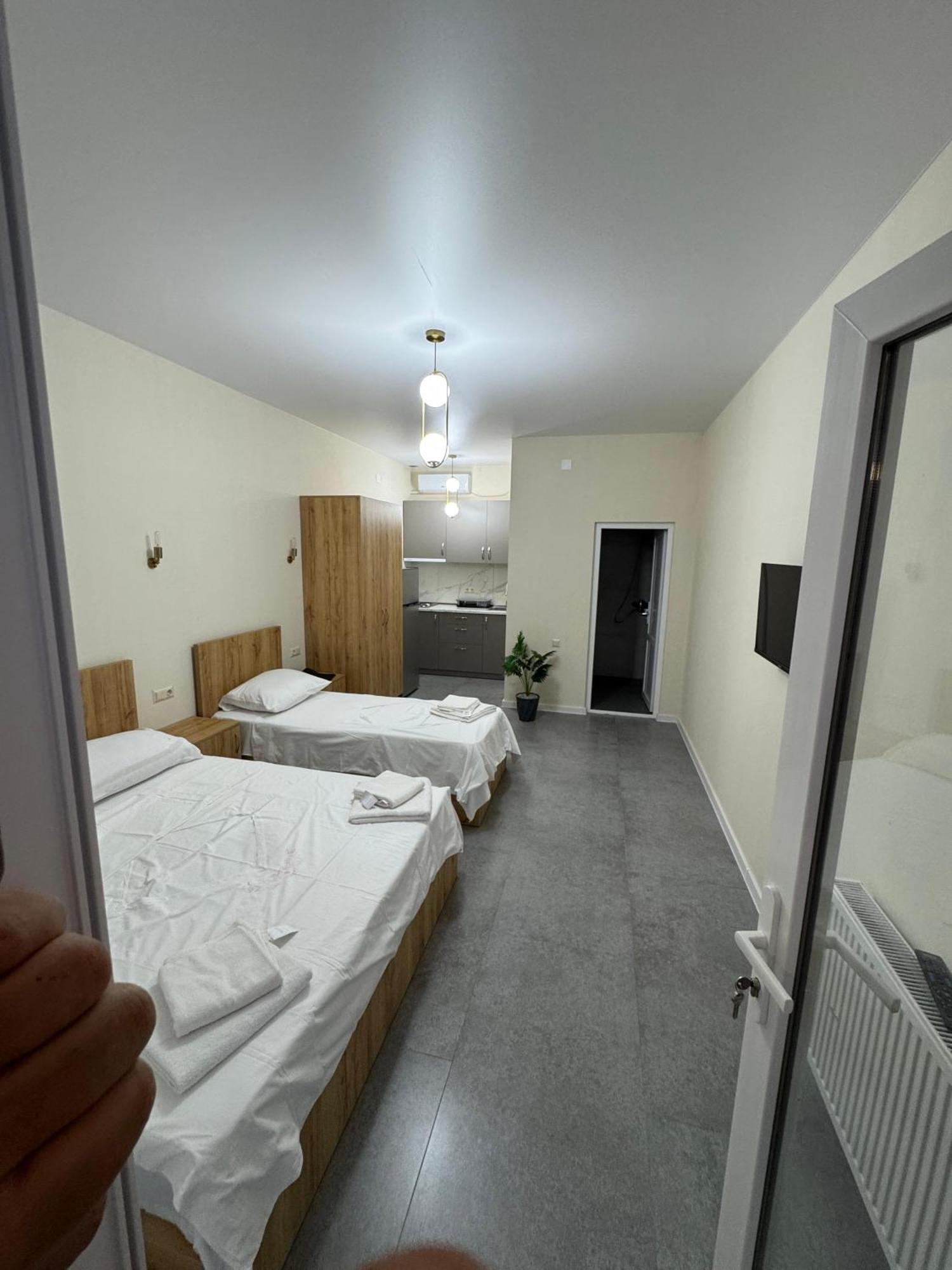 Nira Hotel Гоніо Екстер'єр фото