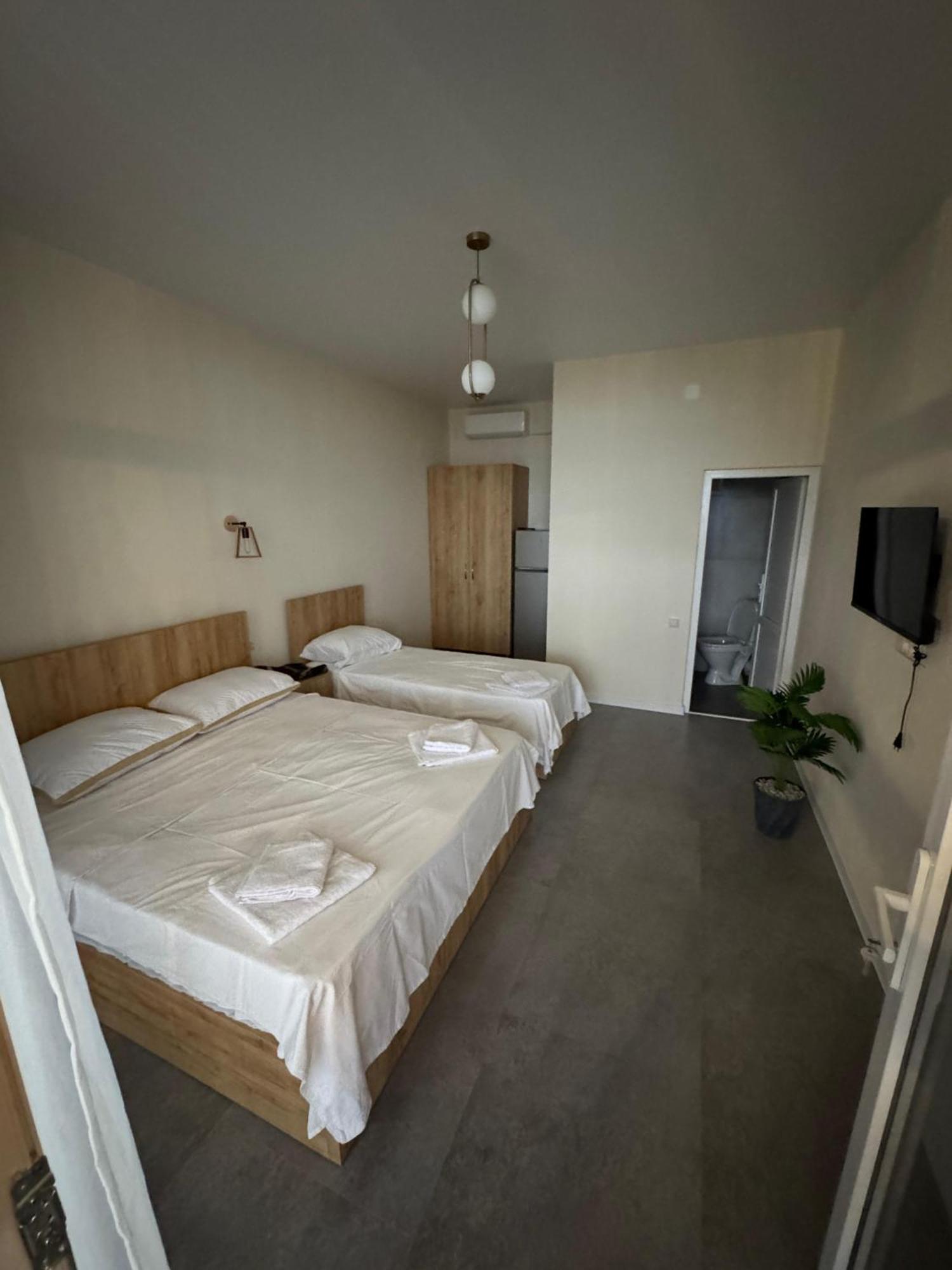 Nira Hotel Гоніо Екстер'єр фото